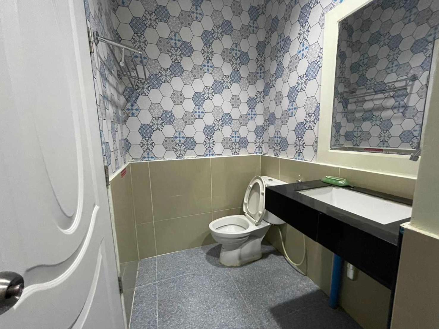 Oyo 75486 Anna Residence Jomtien Экстерьер фото