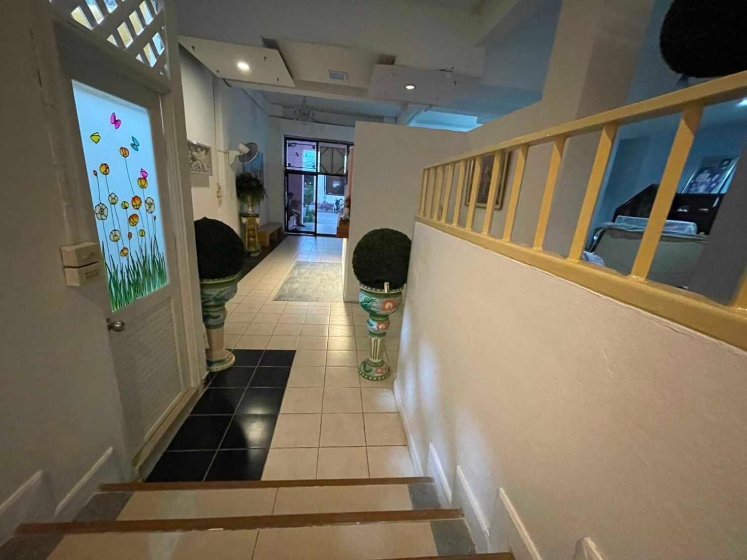 Oyo 75486 Anna Residence Jomtien Экстерьер фото