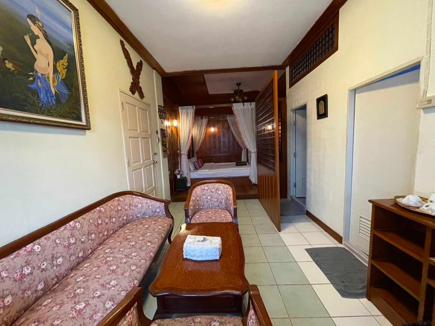Oyo 75486 Anna Residence Jomtien Экстерьер фото