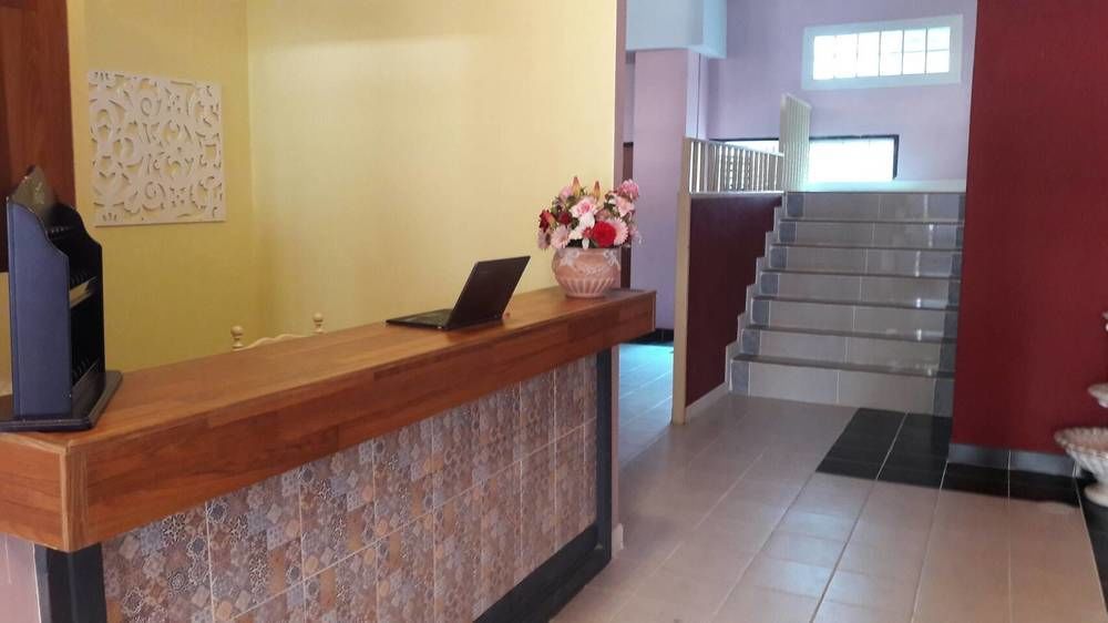Oyo 75486 Anna Residence Jomtien Экстерьер фото